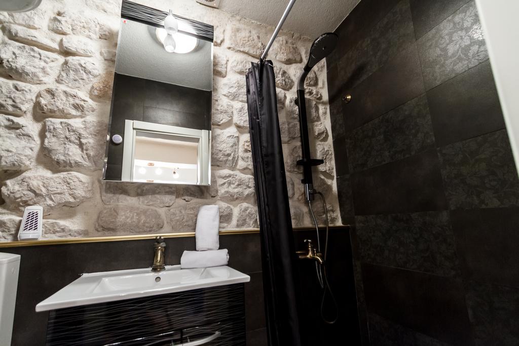 Hill Apartments Kotor Extérieur photo