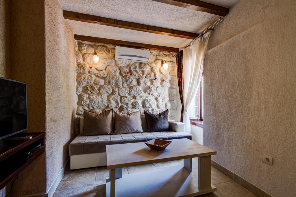 Hill Apartments Kotor Extérieur photo