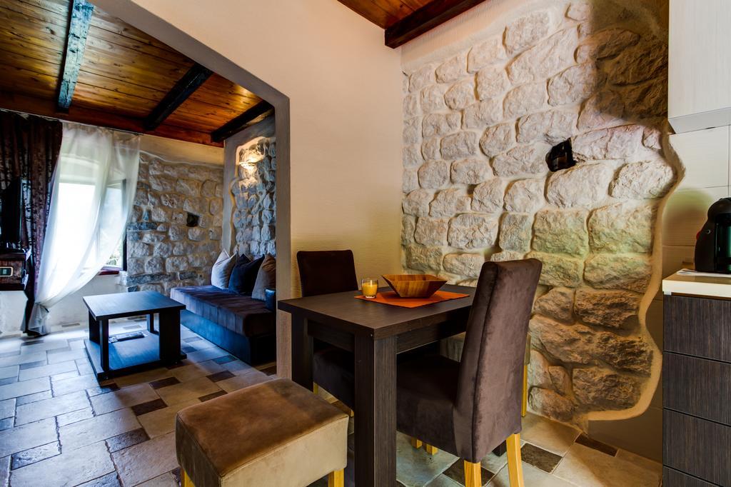 Hill Apartments Kotor Extérieur photo